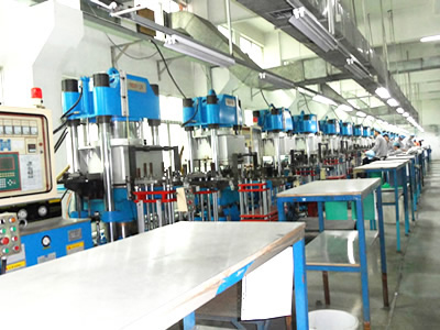 无尘油压设备车间